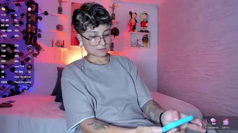 Snapshot of zuryramirez_ chatting on October 29, 2025, 8:54 pm Zury Ramirez online show from October 29, 2025, 8:54 pm