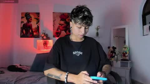 Snapshot of zuryramirez_ chatting on November 23, 2025, 8:08 pm Zury Ramirez online show from November 23, 2025, 8:08 pm