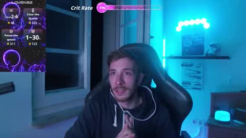 Zuzmoe online show from December 14, 2025, 10:03 pm