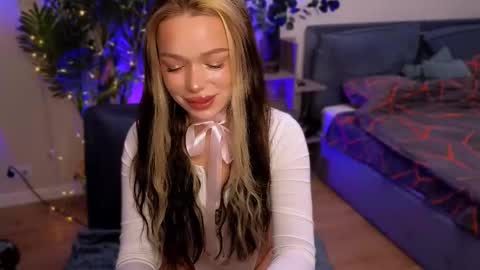 Snapshot of zuzzixx chatting on February 12, 2025, 5:58 am zuzzixx online show from February 12, 2025, 5:58 am