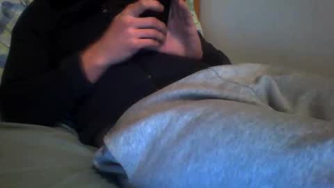 zyggy87 online show from December 18, 2025, 2:28 am