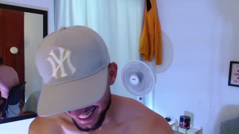 Snapshot of zyon_benet1 chatting on September 19, 2025, 3:56 pm Zyon online show from September 19, 2025, 3:56 pm