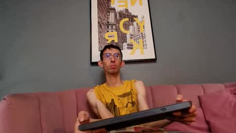 Zyro Nigth online show from December 1, 2025, 7:30 pm