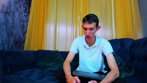 Zyro Nigth online show from January 13, 2026, 7:30 pm