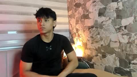 zyzz_1812 online show from March 4, 2026, 5:57 am