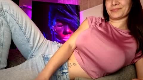 zzarraaa online show from February 5, 2026, 6:56 pm