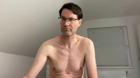 Snapshot of zzz123_cam chatting on May 16, 2026, 3:44 pm zzz123_cam online show from May 16, 2026, 3:44 pm