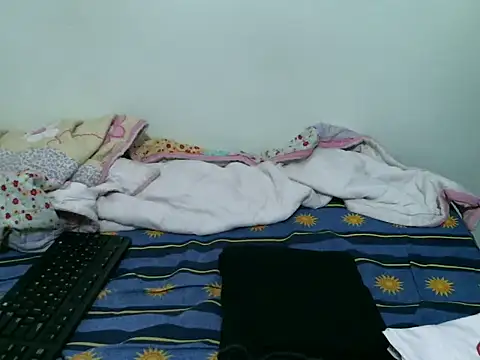 cutte aleeshaa online show from October 3, 2025, 5:26 am