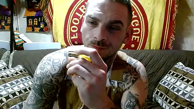 DADDY KANE8--- online show from January 25, 2025, 2:15 am