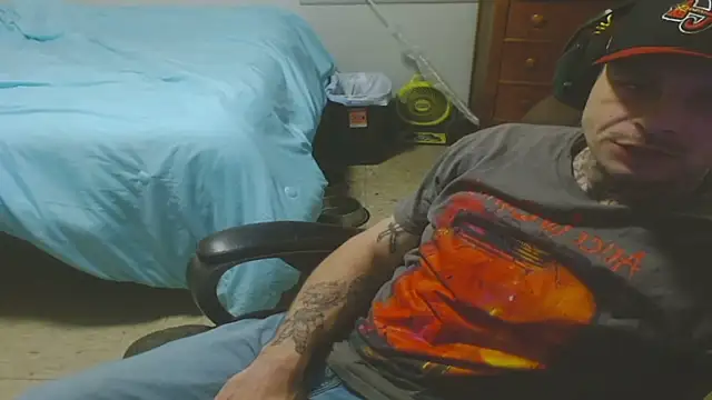 Snapshot of DADDY_KANE8--- chatting on June 11, 2026, 4:32 am DADDY KANE8--- online show from June 11, 2026, 4:32 am