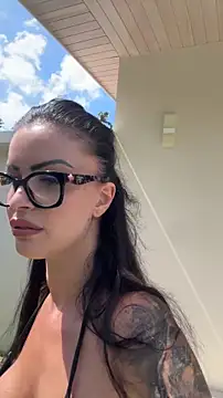 Helena Karel online show from July 5, 2026, 7:26 am