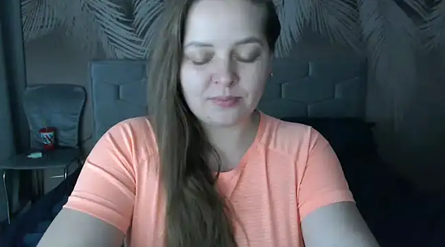 uliastar online show from January 6, 2025, 12:35 pm