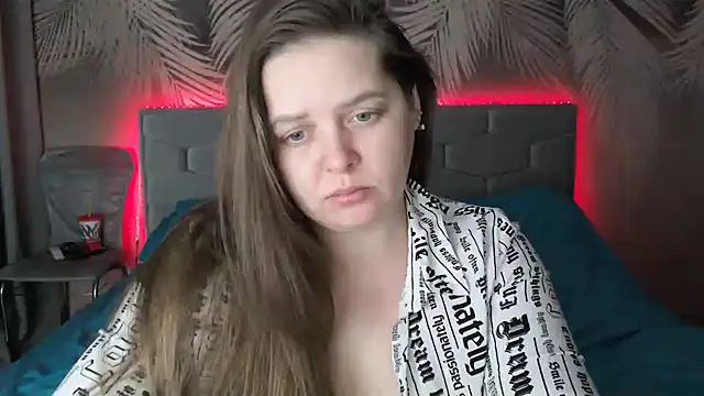 uliastar online show from January 17, 2025, 10:00 am