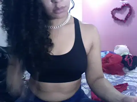 gatubelahot online show from February 12, 2025, 10:04 pm