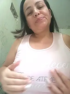 Snapshot of dayan_and_jonny chatting on January 7, 2026, 3:25 pm dayan and jonny online show from January 7, 2026, 3:25 pm