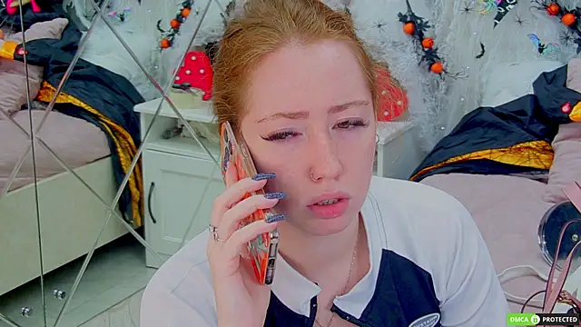 TinaBrook online show from October 30, 2025, 4:03 am