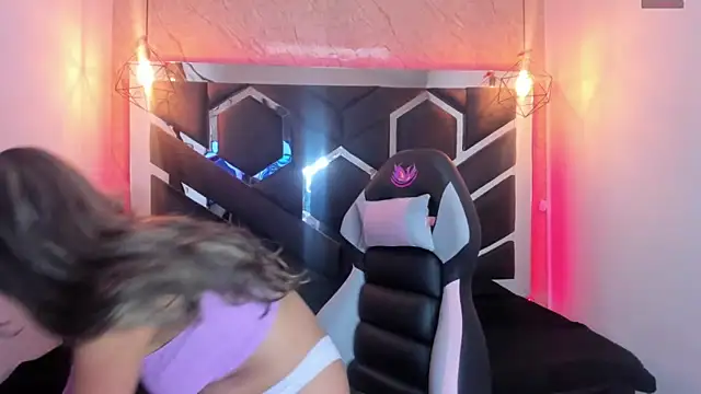 lilith nv online show from February 23, 2025, 11:44 am