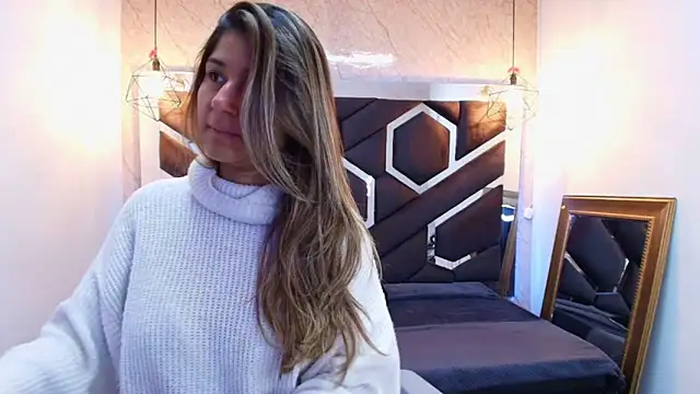 lilith nv online show from September 22, 2025, 12:18 pm