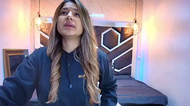 lilith nv online show from October 2, 2025, 11:50 am