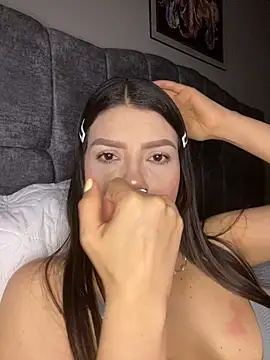 martina contreras online show from June 12, 2026, 7:18 am