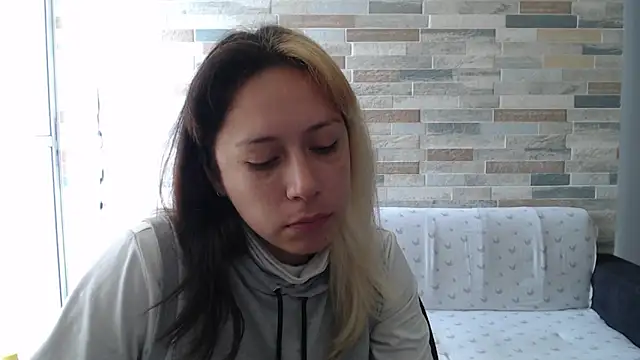 MommyMiaWs online show from October 3, 2025, 3:09 pm