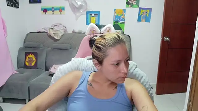 MommyMiaWs online show from April 7, 2026, 6:52 pm