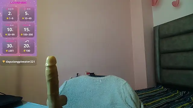 Snapshot of samanthaanderson_ chatting on February 15, 2025, 2:58 am samanthaanderson online show from February 15, 2025, 2:58 am