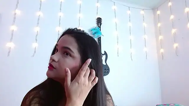 Snapshot of monica_little23 chatting on October 8, 2025, 12:03 pm monica little23 online show from October 8, 2025, 12:03 pm