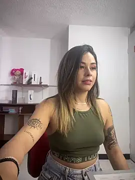 pamelao online show from February 8, 2025, 3:21 pm