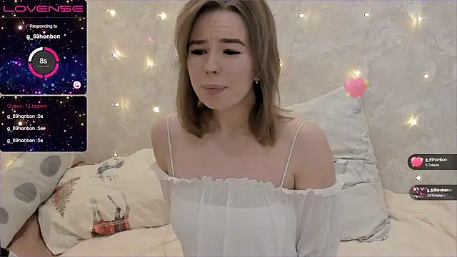 Snapshot of EvaSileZ chatting on December 6, 2024, 5:33 pm EvaSileZ online show from December 6, 2024, 5:33 pm