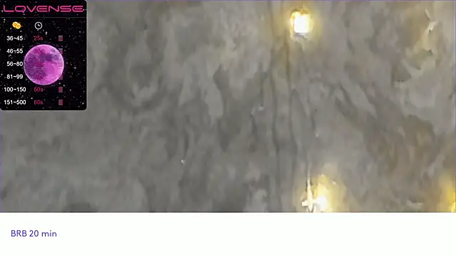 Snapshot of EvaSileZ chatting on March 4, 2025, 7:11 pm EvaSileZ online show from March 4, 2025, 7:11 pm