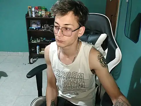 Snapshot of Jughead_16 chatting on November 13, 2025, 3:49 am Jughead 16 online show from November 13, 2025, 3:49 am