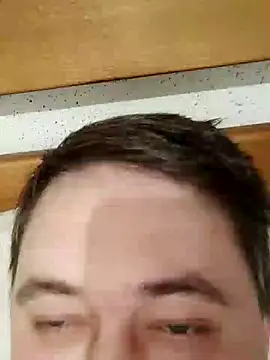 Snapshot of tores992 chatting on January 17, 2025, 8:33 pm tores992 online show from January 17, 2025, 8:33 pm