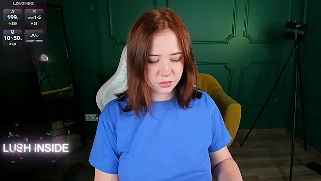 Pretty Alison online show from October 7, 2025, 2:25 pm