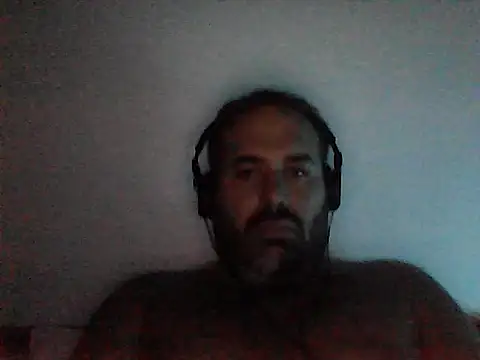 Snapshot of The_Masterxxx14 chatting on September 15, 2025, 9:37 pm The Masterxxx14 online show from September 15, 2025, 9:37 pm