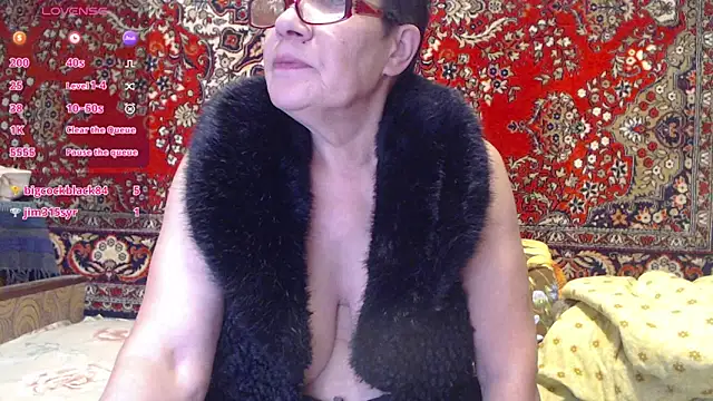 Snapshot of Sandra_Carina chatting on October 12, 2025, 7:13 pm Sandra Carina online show from October 12, 2025, 7:13 pm