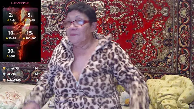 Snapshot of Sandra_Carina chatting on October 23, 2025, 2:49 pm Sandra Carina online show from October 23, 2025, 2:49 pm