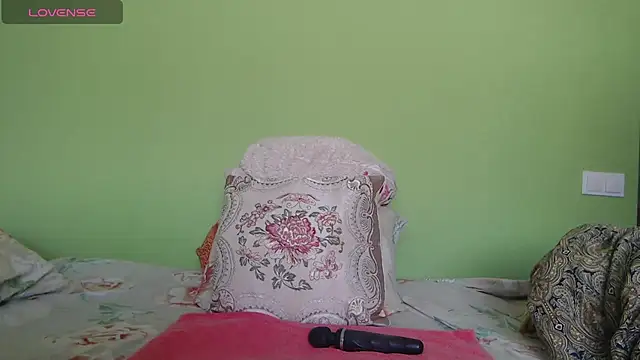 Sandra Carina online show from February 19, 2026, 10:44 am