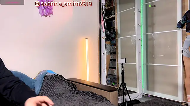 sabrinasmith23 online show from September 25, 2025, 6:44 pm