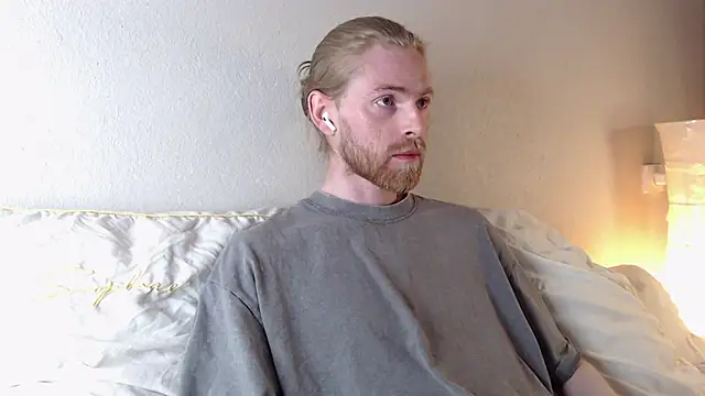 Snapshot of Damien_Bi chatting on October 12, 2025, 8:52 pm Damien Bi online show from October 12, 2025, 8:52 pm