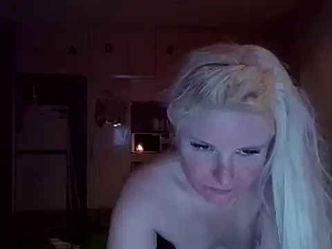 qvncrazy online show from February 20, 2025, 10:05 am