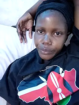 Snapshot of Slender-simple1 chatting on September 13, 2025, 5:57 pm Slender-simple1 online show from September 13, 2025, 5:57 pm