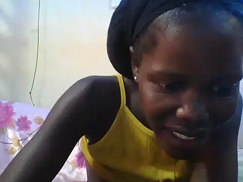 Snapshot of Slender-simple1 chatting on October 29, 2025, 9:11 am Slender-simple1 online show from October 29, 2025, 9:11 am