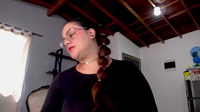 maela1 online show from October 12, 2025, 6:51 pm