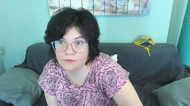 EverlyRays online show from February 20, 2025, 10:37 am