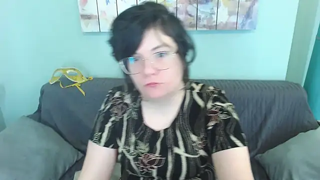 EverlyRays online show from March 5, 2025, 9:38 am