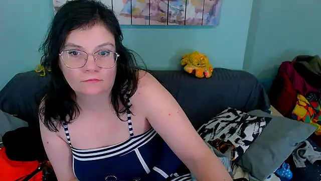 EverlyRays online show from April 10, 2026, 8:30 am