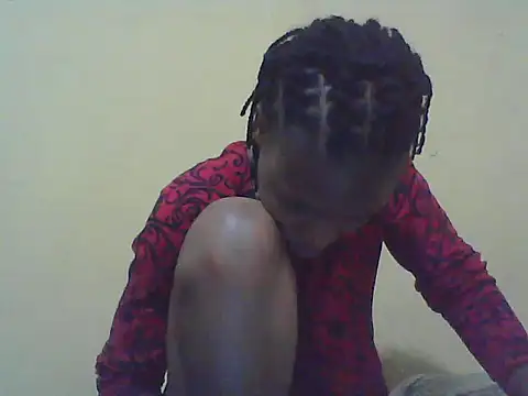 Smillie prety online show from November 4, 2025, 4:33 am