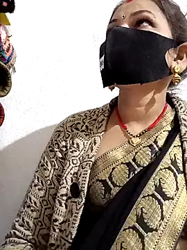 Snapshot of Riyaa-Devi chatting on December 29, 2024, 5:22 pm Riyaa-Devi online show from December 29, 2024, 5:22 pm