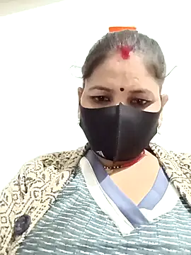 Snapshot of Riyaa-Devi chatting on January 16, 2025, 5:33 pm Riyaa-Devi online show from January 16, 2025, 5:33 pm